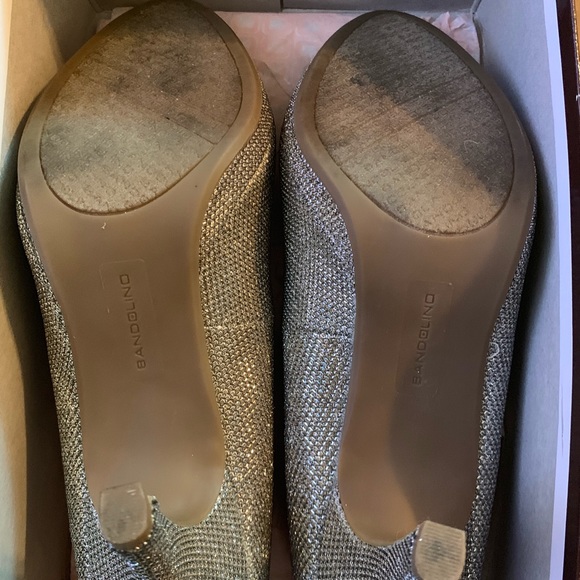 Bedazzled BandLino Pump. Great for evening wear! - Picture 3 of 3